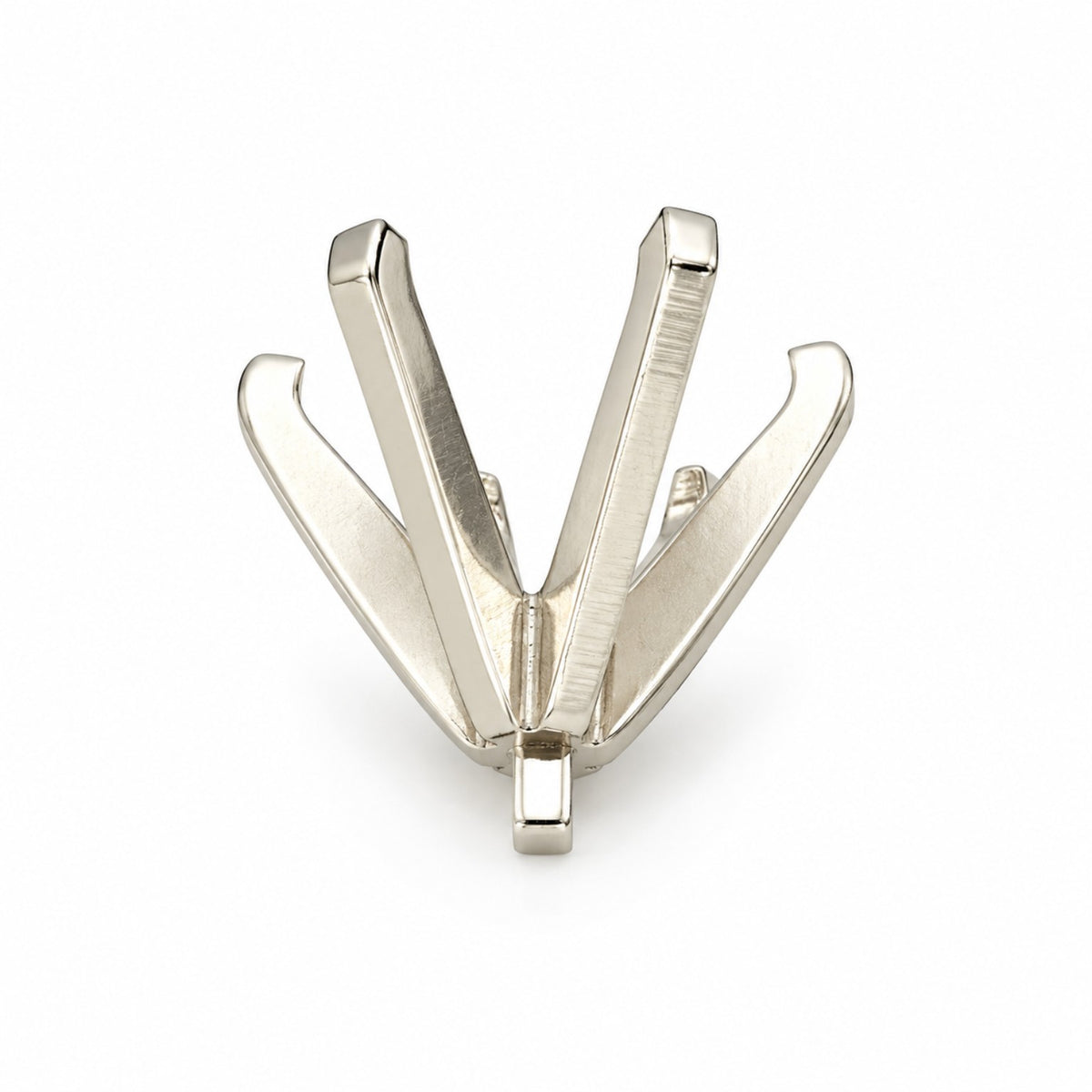 18K white gold six-prong standard round ring setting with peg, side view