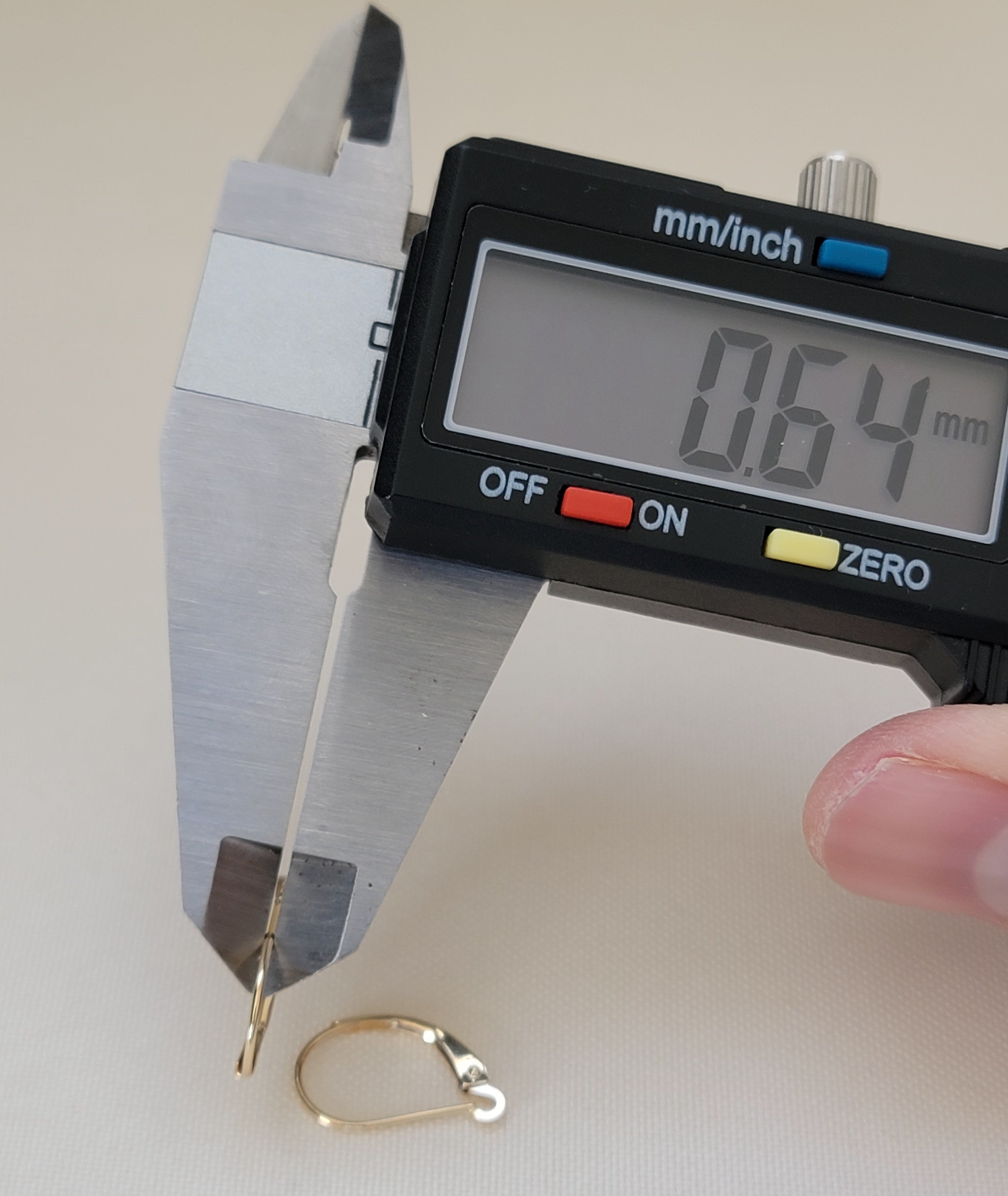 14K Yellow Gold Interchangeable Lever Back Earring